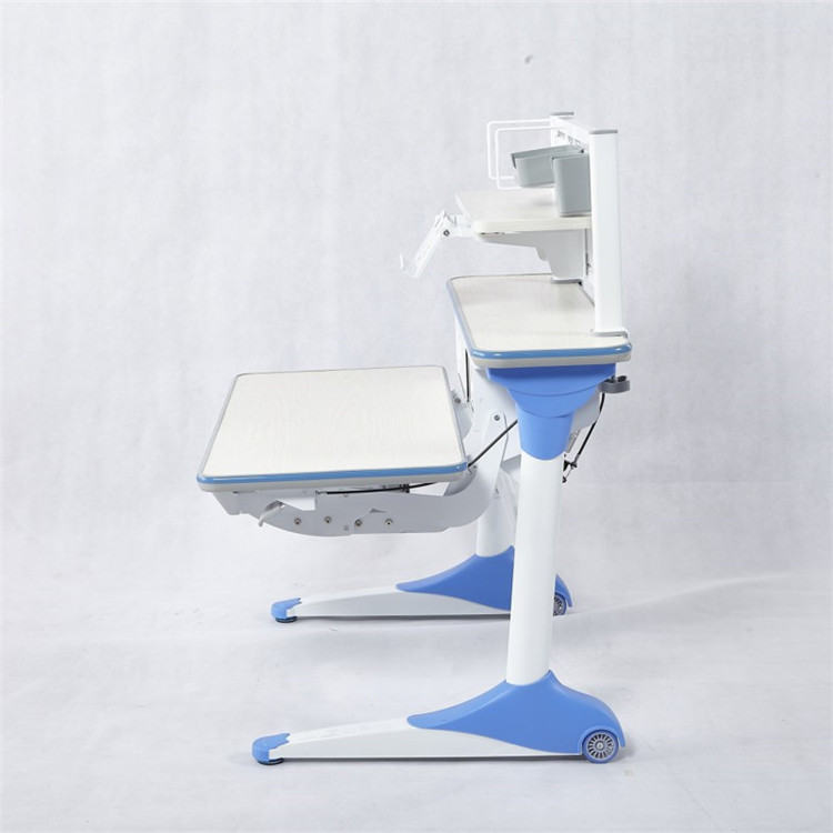 Height adjustable kids study table