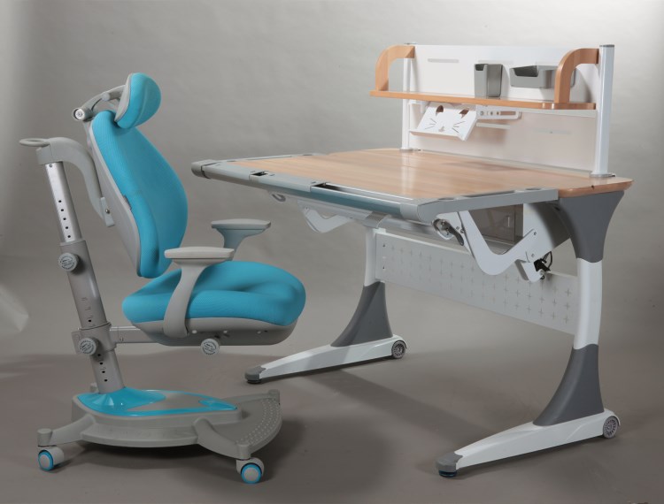 ergonomic kids desk