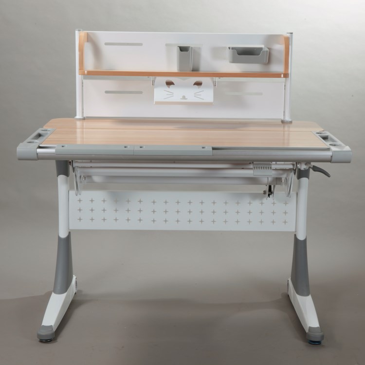 ergonomic kids desk