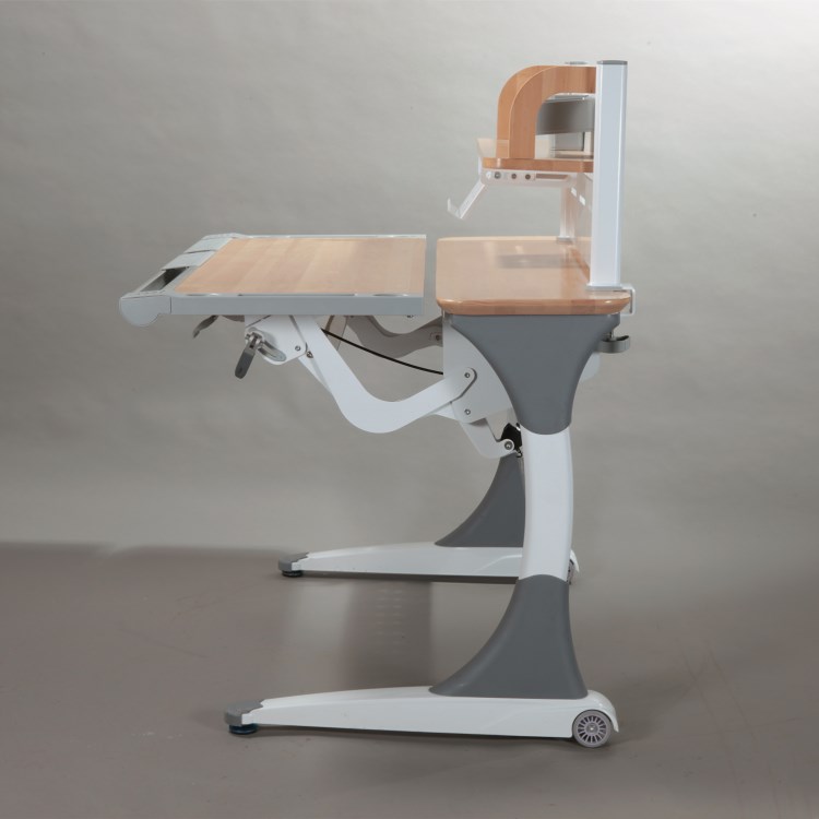 ergonomic kids desk