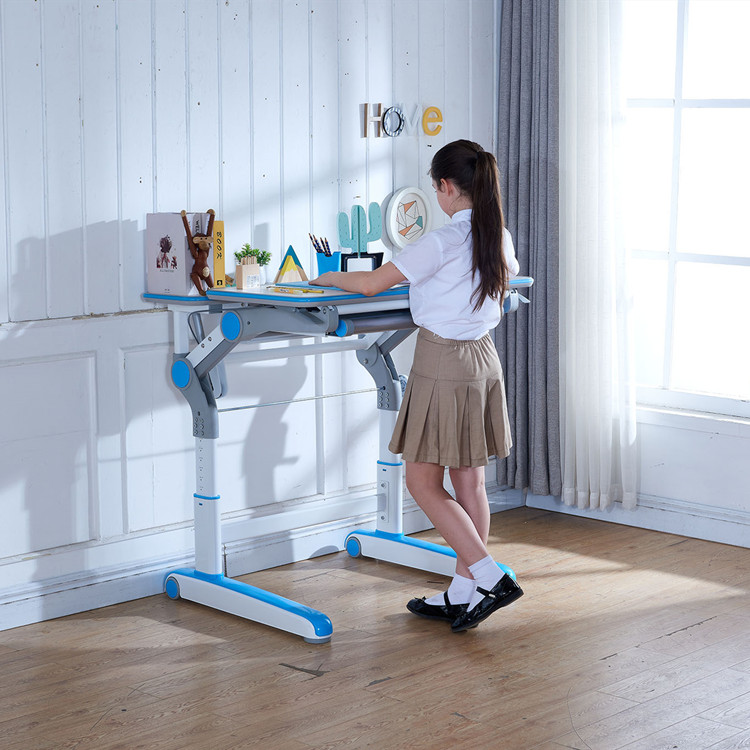 ergonomic kids desk
